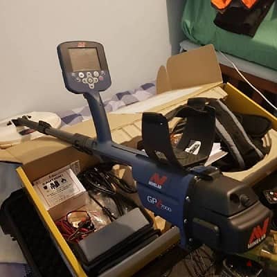 Minelab GPZ 7000 Gold Nugget Metal Detector 1