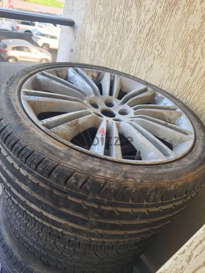 Original jaguar rims size 20