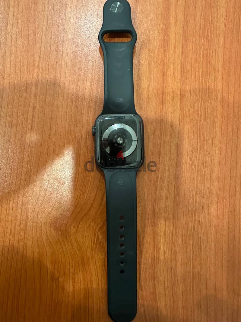 Apple Watch Series 4 Space Gray 1