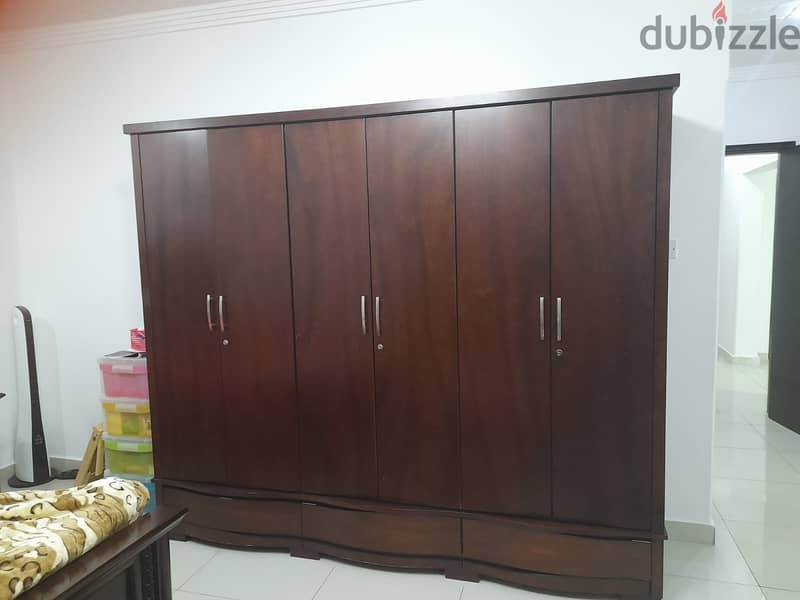 Bedroom Set for Uegent Sale 2