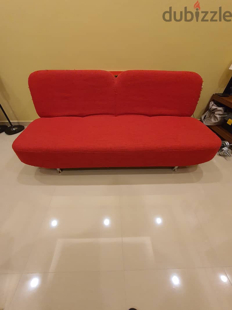 Red Sofa 0