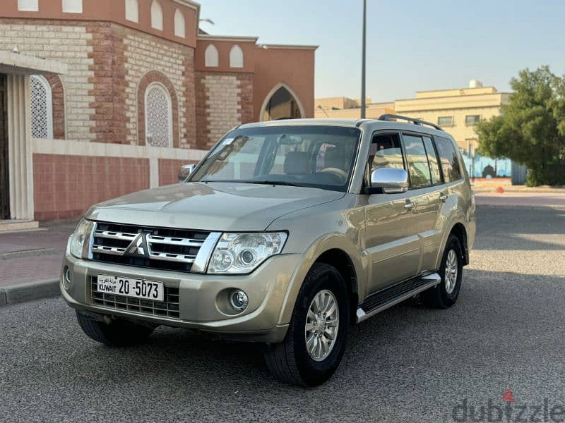 Urgent Sale Mitsubishi Pajero GLS 2012 2