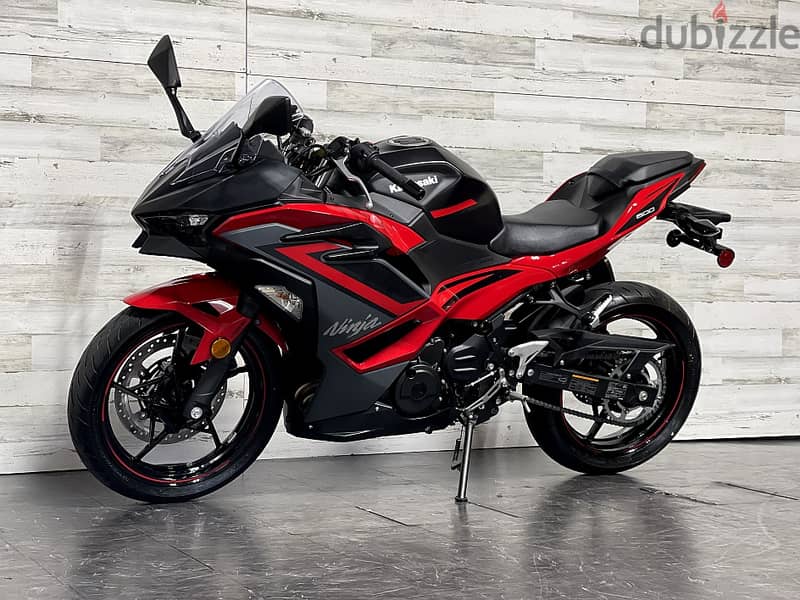 2024 Kawasaki ninja 500 available 1