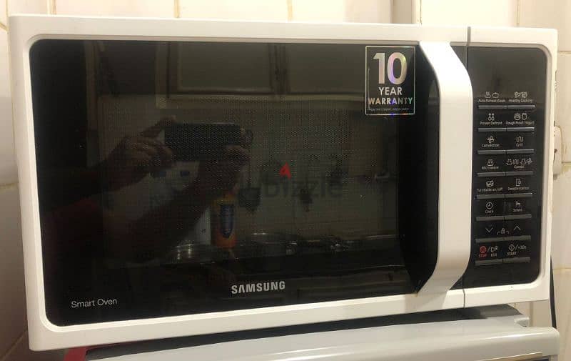 Samsung 28 ltr Microwave with Grill and Conversion 0