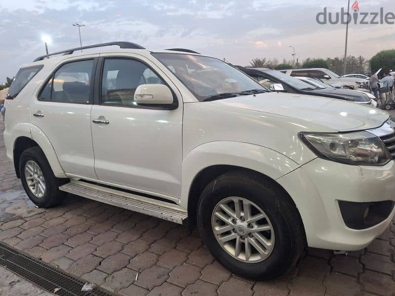 Toyota Fortuner 2013 1