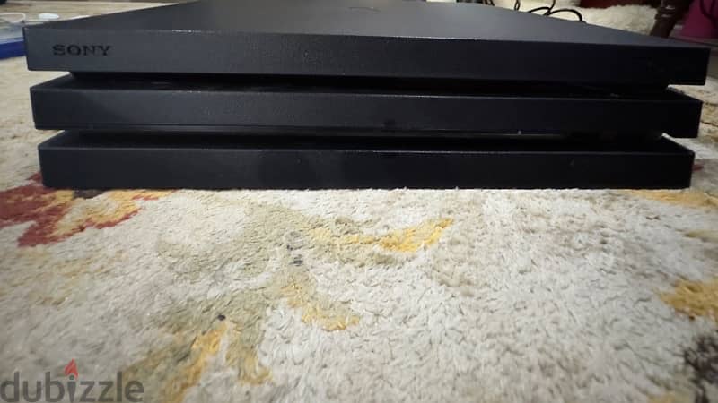 ps4 pro 1tb new condition 5