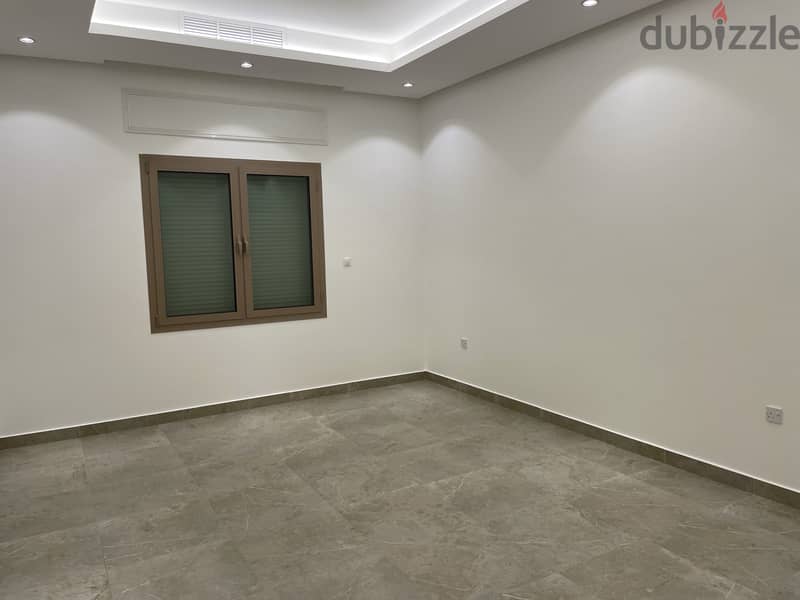 Luxury 4 bedrooms floor in Abu Fateera 12