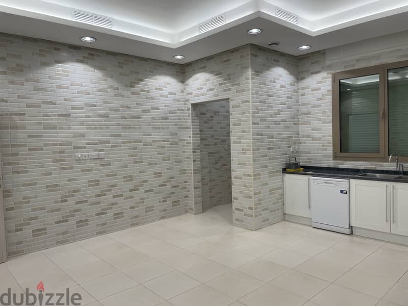 Luxury 4 bedrooms floor in Abu Fateera 17