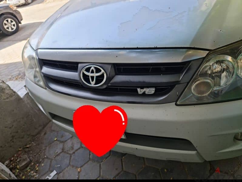 Toyota Fortuner 2008 1