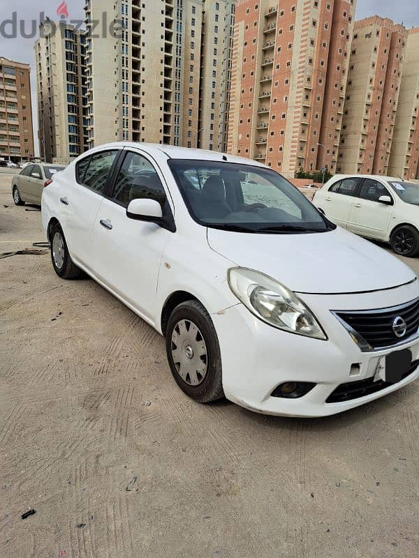 Nissan Sunny 2012 1