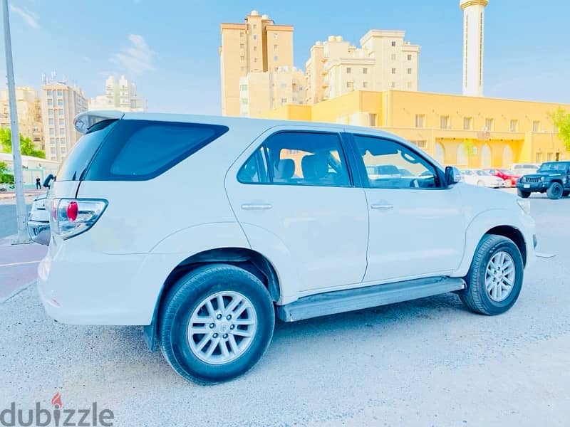 Toyota Fortuner 2015 6