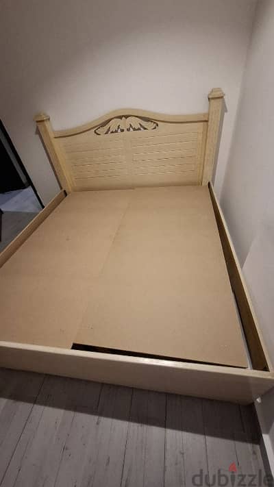 190cm x 180cm Double Wooden Cot for Sale