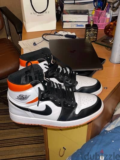 NIKE AIR JORDAN ELECTRO ORANGE