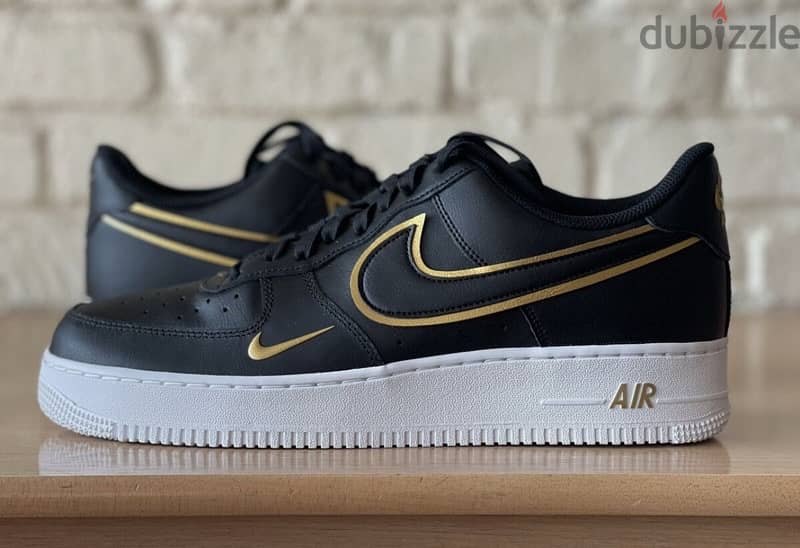 Nike Air Force 1 '07 LV8 Metallic Swoosh Pack Black Gold 1