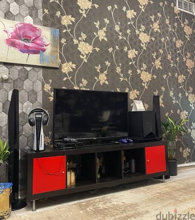 WANSA 47 INCH TV  +   TV TROLLEY