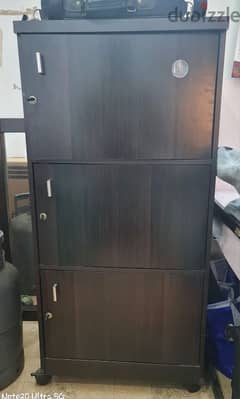 cupboard 0