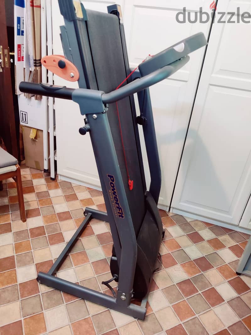 Treadmill power fit home trainer jaleeb al shuwait 3