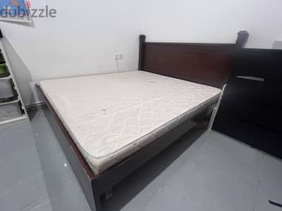 King size bed with mattress