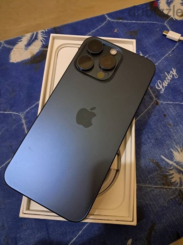 IPhone 15pro max 4