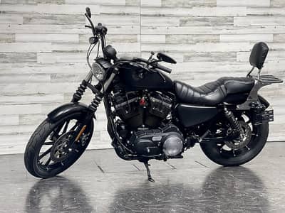 2021 Harley-Davidson iron 883  (+97466574363)