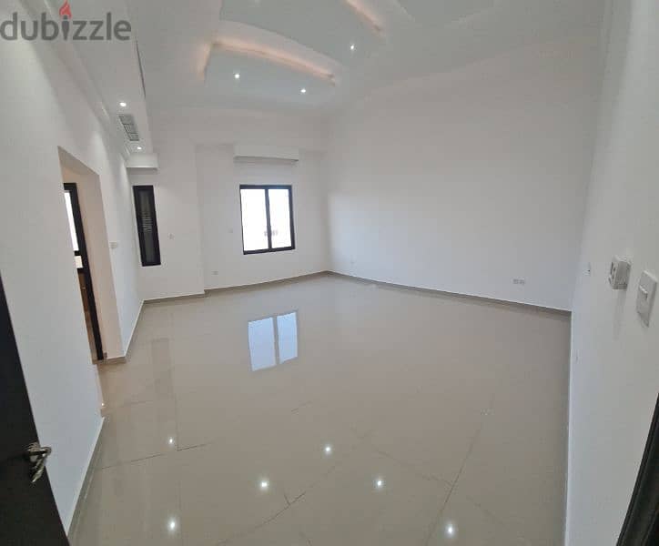 very nice super clean huge villa floor in Fnaitees 3