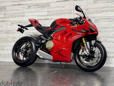 Ducati Panigale V4S 2023 ( +971 52 300 8603)