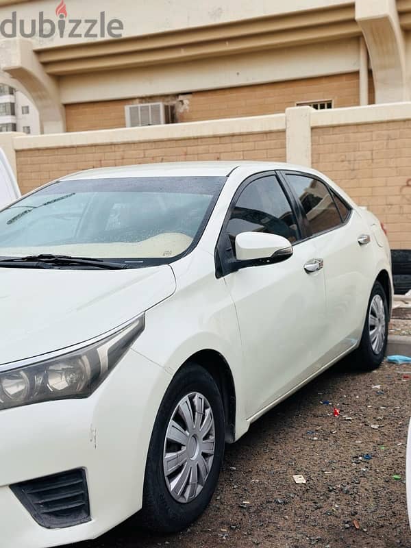 Toyota Corolla 2015 3