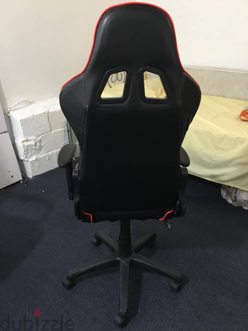 Gaming chair 1