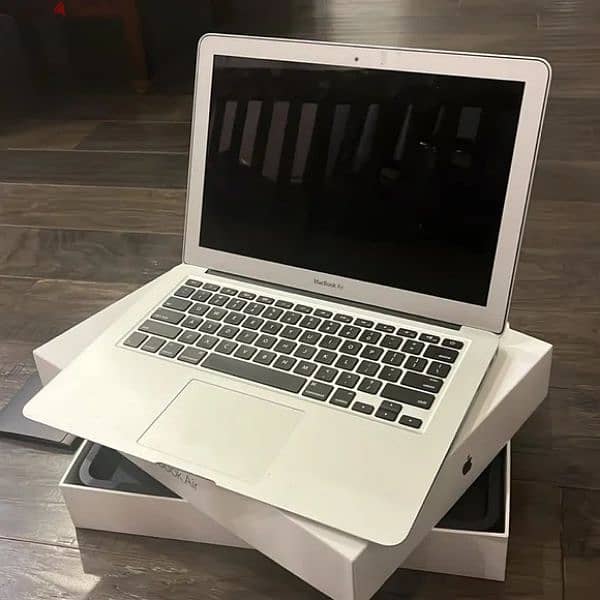 MacBook Air 13 Inch Laptop Computer 0