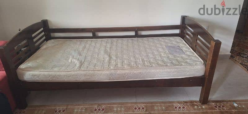 single person or kid bed with mattress 1