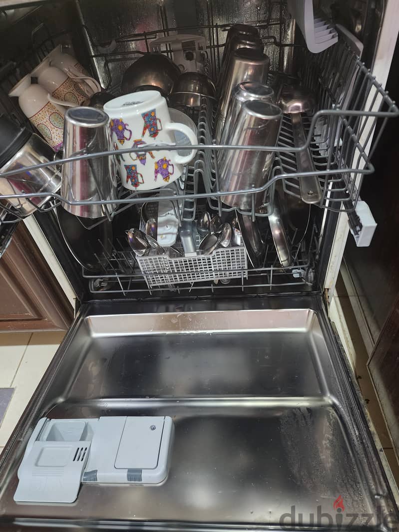 Dishwasher for sale in just 15 kd 1