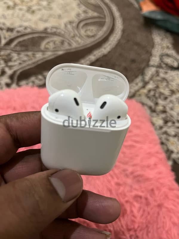 apple AirPods 2 good condition 1