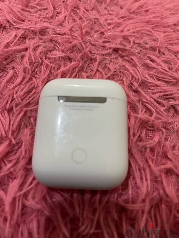 apple AirPods 2 good condition 4