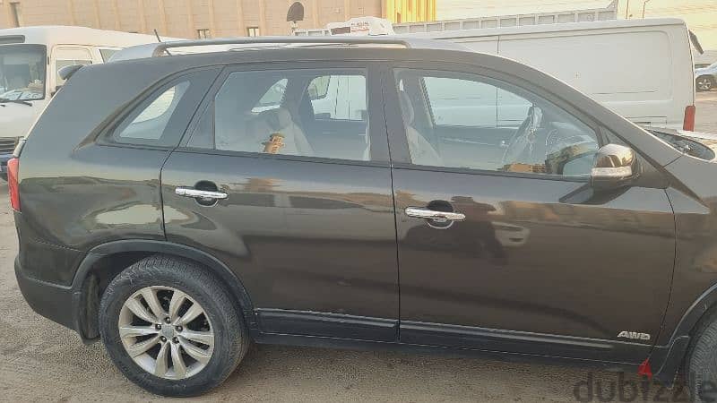 Kia Sorento 2012 for sale Good Condition 2