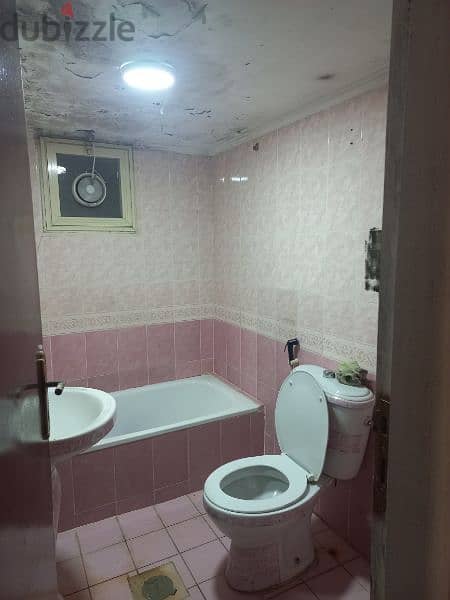 Room for Rent for family (Attach bathroom) 5