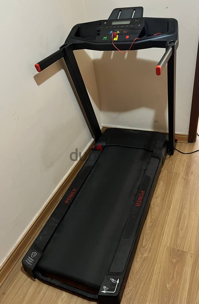 Treadmill, Cross Trainer, Exercise Cycle 2