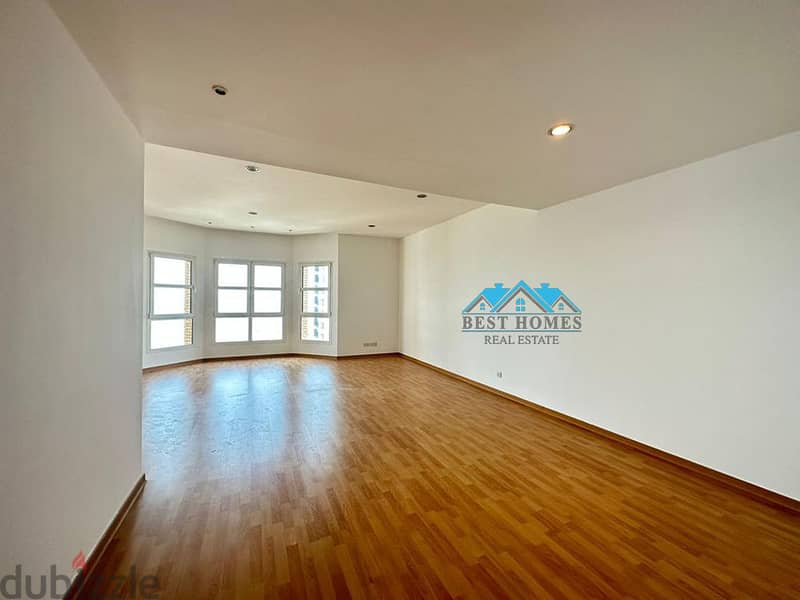 Spacious 3 Bedrooms Apartment in Shaab Al Bahri 1