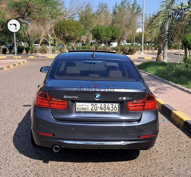 BMW 320i - 2013 Grey 3