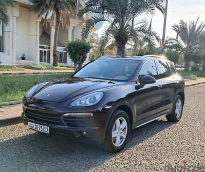 Porsche Cayenne S - 2012