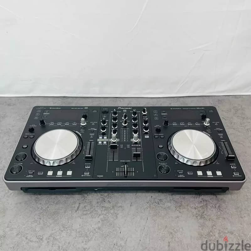 Excellent + ] Pioneer XDJ-R1 All-in-oneDJ SYSTEM With accessories . . 2