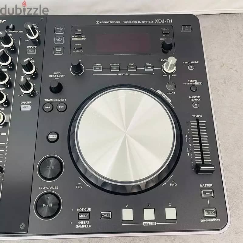 Excellent + ] Pioneer XDJ-R1 All-in-oneDJ SYSTEM With accessories . . 3