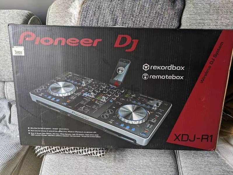 Excellent + ] Pioneer XDJ-R1 All-in-oneDJ SYSTEM With accessories . . 5