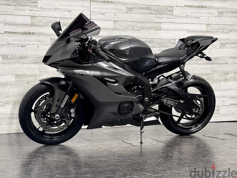 2018 Yamaha R6( +971 52 300 8603) 2