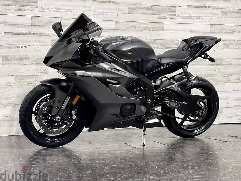 2018 Yamaha R6( +971 52 300 8603) 8