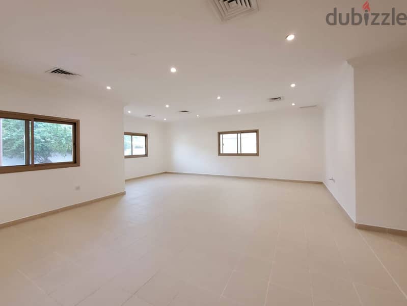 Salwa – Spacious, Four Bedroom Apartment W/pool 9