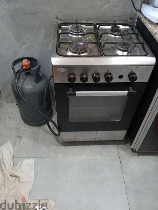 Gas stove with cylinder 0