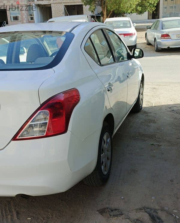 Nissan Sunny 2014 White 4