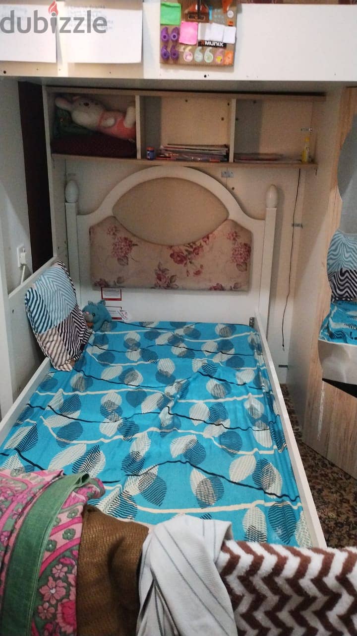 bunk bed + bed 1