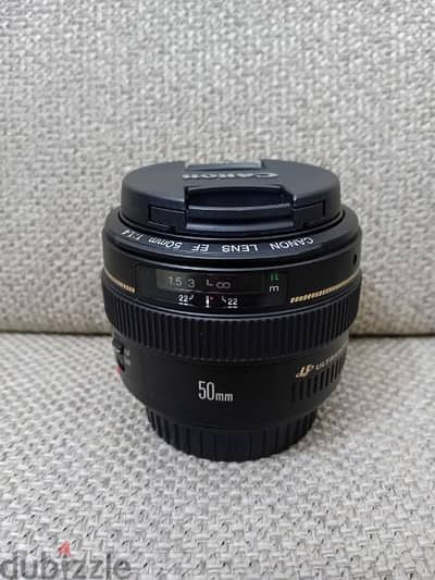 Canon EF 50mm F/1.4