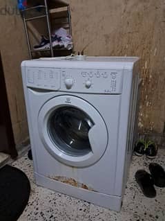 Indesit Fully  Automatic Washing Machine  6kg Working perfect 0